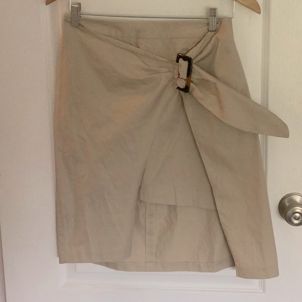 ZARA short skirt in beige...never been worn.